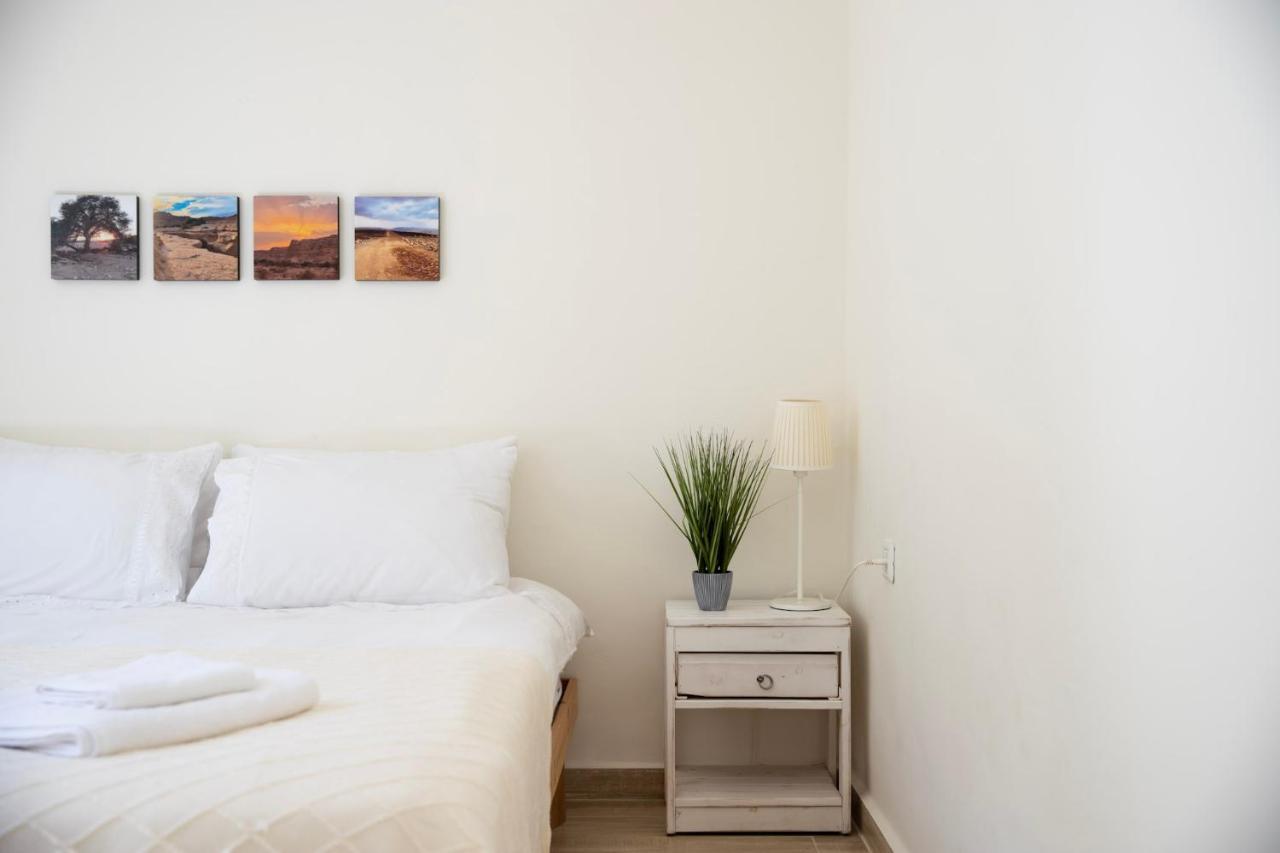 רגע ערבה Villa ‘‘En Yahav Eksteriør bilde